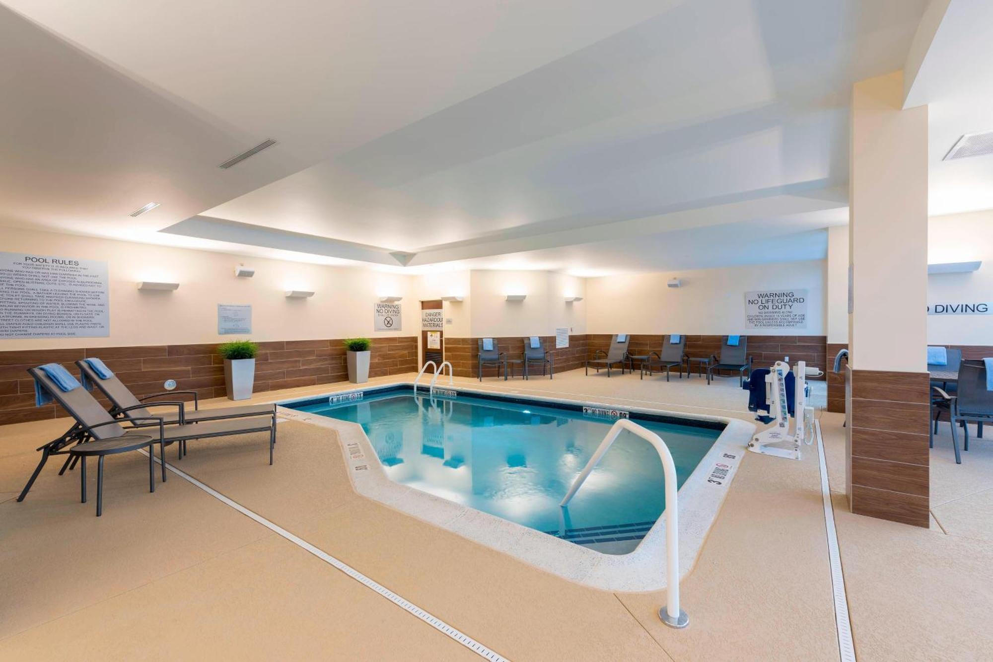 Fairfield Inn & Suites By Marriott Indianapolis Fishers Exterior photo