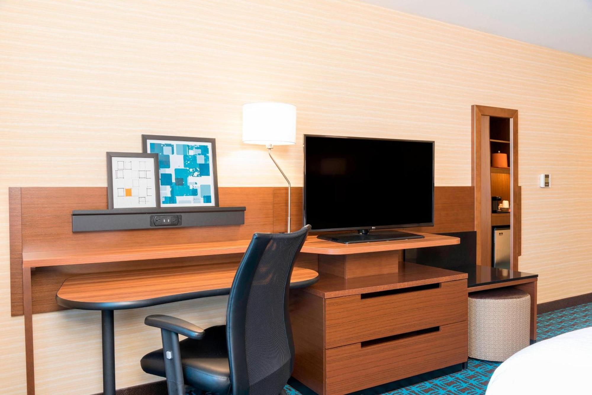 Fairfield Inn & Suites By Marriott Indianapolis Fishers Exterior photo